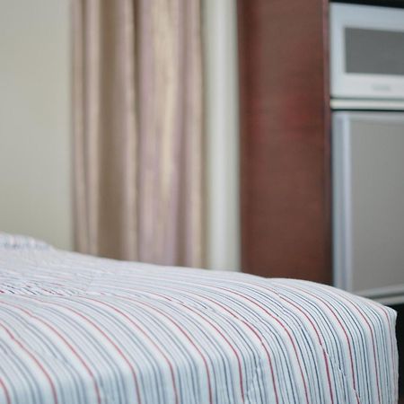 Gess Hotel 帕拉马里博 外观 照片