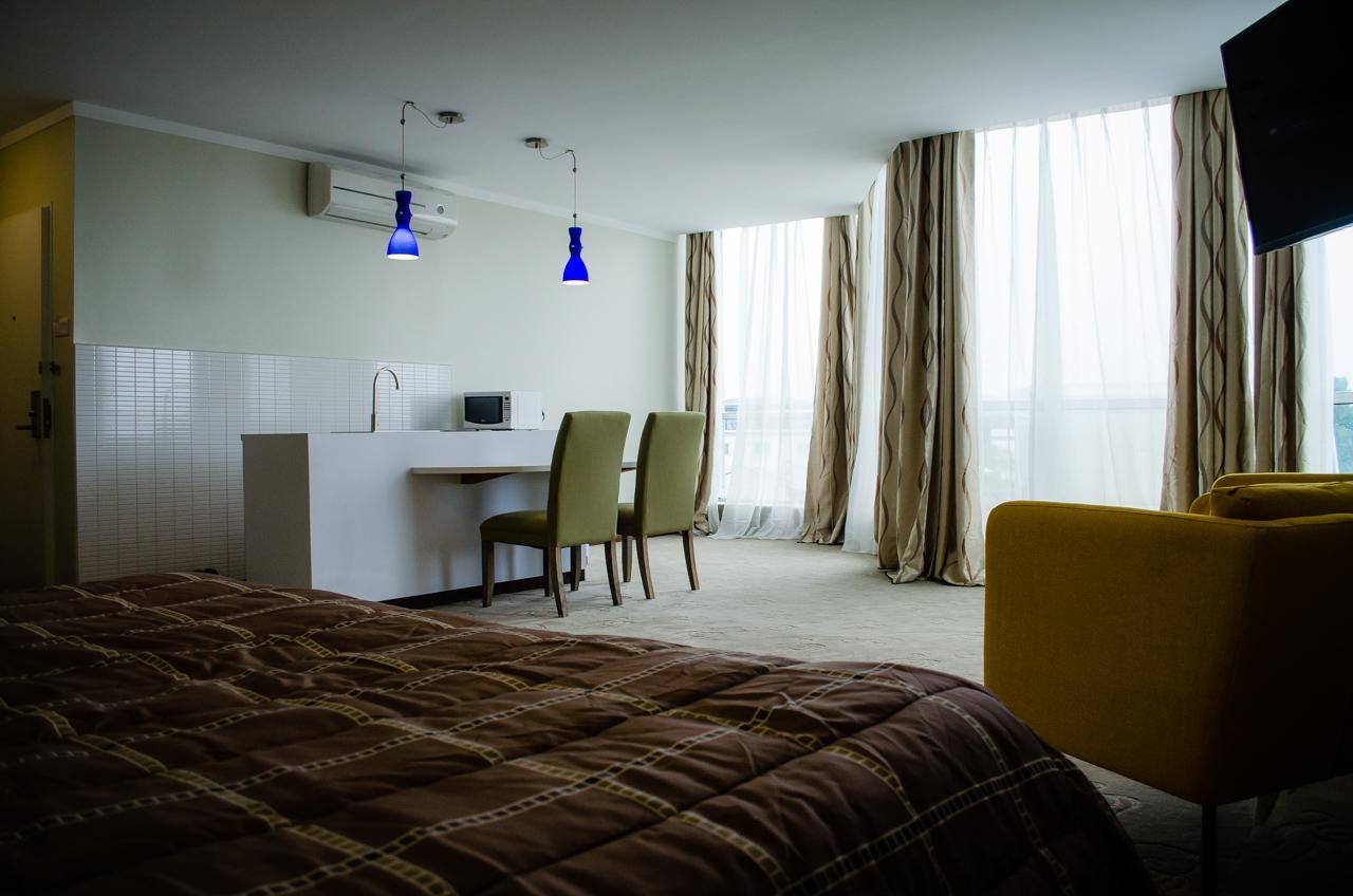 Gess Hotel 帕拉马里博 外观 照片