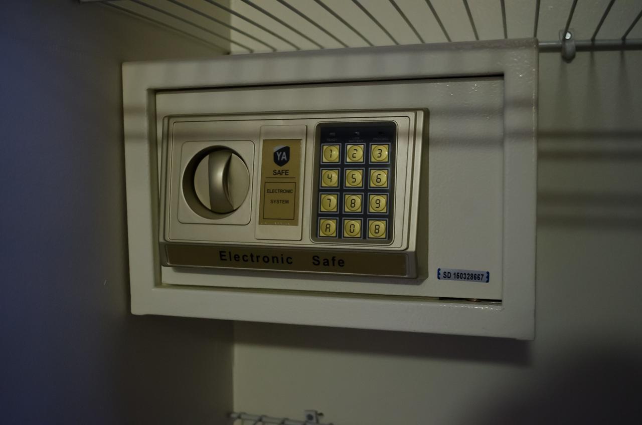 Gess Hotel 帕拉马里博 外观 照片